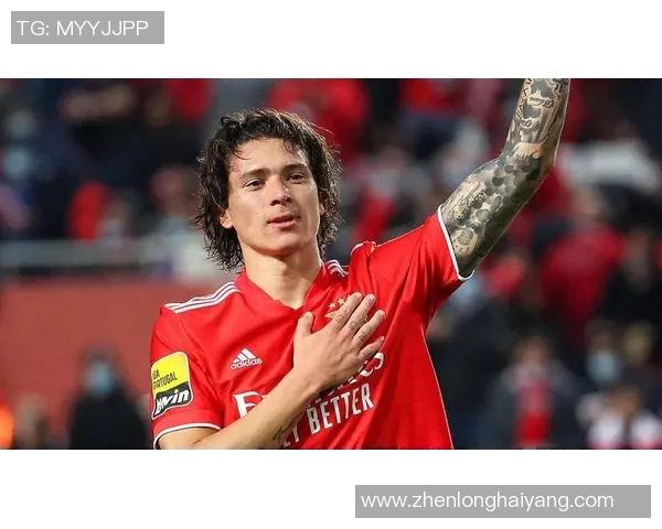 友谊赛马竞与本菲卡激战成平局逆转瞬间引发全场热烈反响