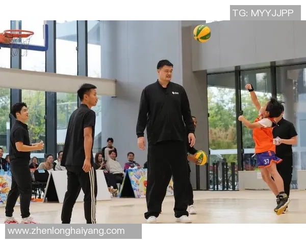 姚明大个的传奇人生与篮球梦想如何影响中国体育发展与国际交流