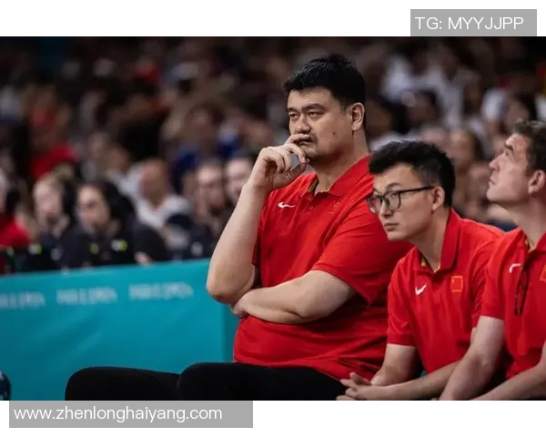 姚明的身高与气质如何塑造了他的篮球传奇与公众形象