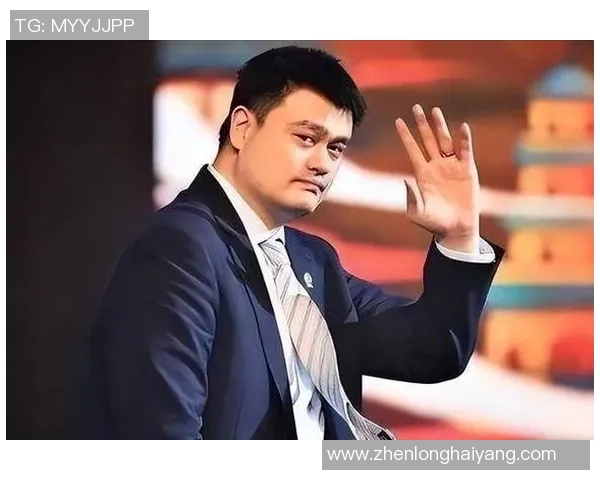 小明与姚明的篮球故事：从小球迷到偶像的追逐之旅