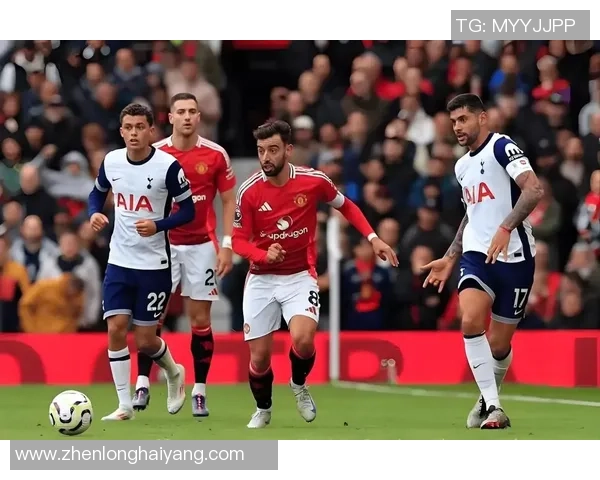 欧联杯曼联与那不勒斯战平转会传闻引发球迷热议