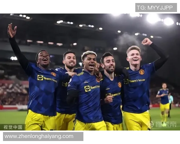 友谊赛精彩对决多特蒙德与曼联战成平局数据分析引发热议 友谊赛精彩对决多特蒙德与曼联战成平局数据分析引发热议