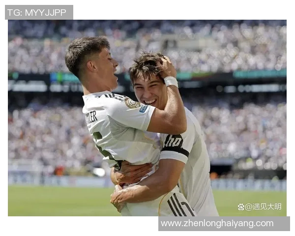 德甲精彩对决:那不勒斯逆转皇马6-2战术解析与瞬间回顾 德甲精彩对决:那不勒斯逆转皇马6-2战术解析与瞬间回顾