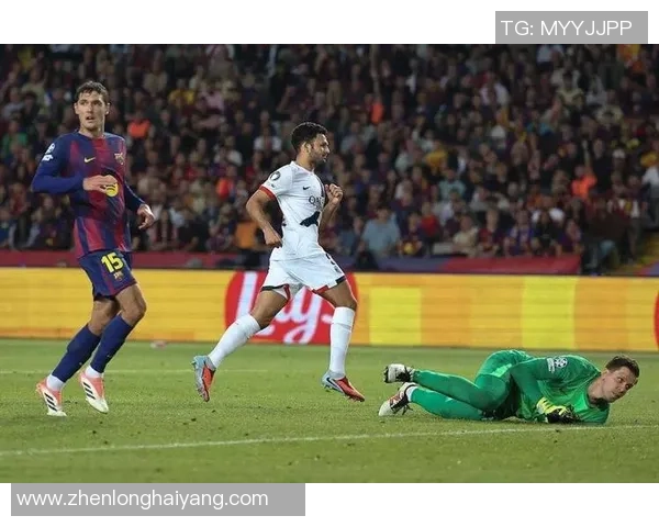 欧冠惊天逆转巴黎圣日耳曼绝杀巴萨引发全场狂欢 欧冠惊天逆转巴黎圣日耳曼绝杀巴萨引发全场狂欢