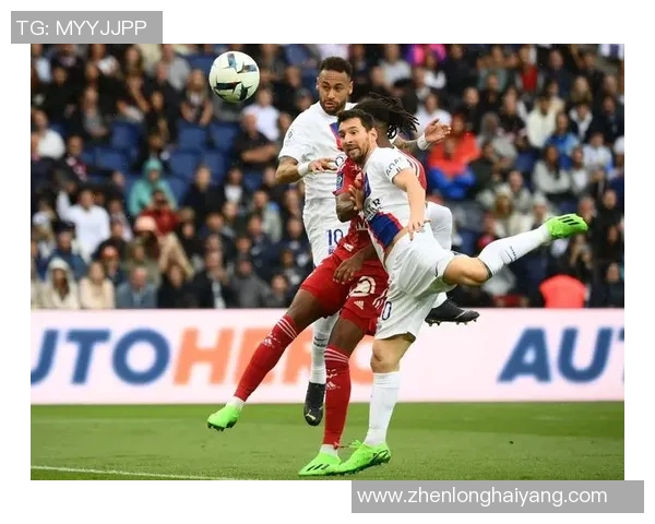 中超精彩对决拜仁逆转巴黎圣日耳曼引发全场热烈反响 中超精彩对决拜仁逆转巴黎圣日耳曼引发全场热烈反响