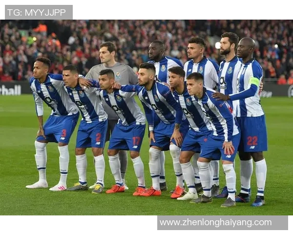 欧冠激战：AC米兰与波尔图鏖战平局红牌事件引发全场热议