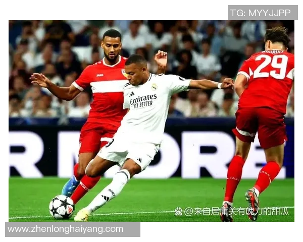 欧联杯精彩对决拜仁逆袭利物浦6比2神扑引发争议判罚全场沸腾