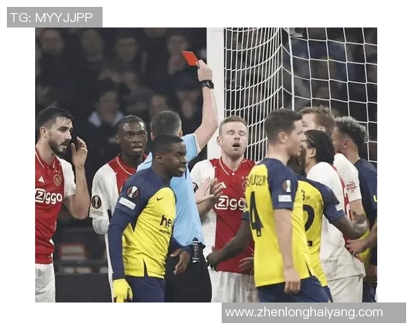 欧联杯曼联绝杀利物浦引发争议判罚全场沸腾瞬间回顾