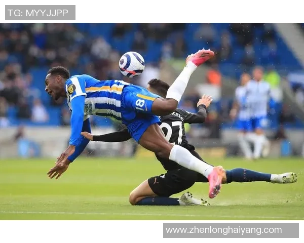 英超焦点战巴萨与多特蒙德平局红牌争议引发全场热议