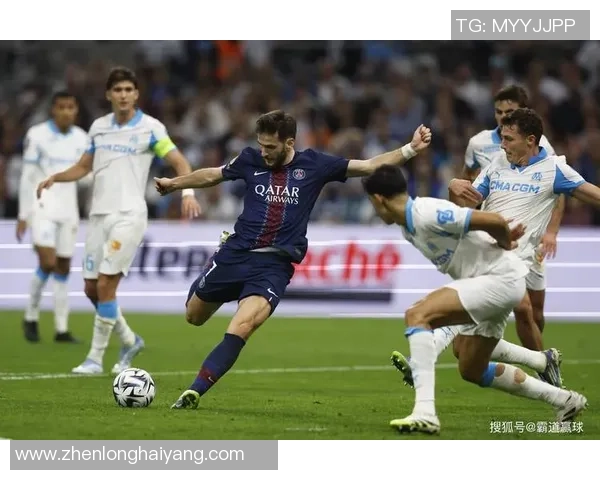 友谊赛：拜仁3-2巴黎圣日耳曼！乌龙球瞬间引爆全场转会传闻