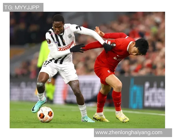 欧联杯精彩对决拜仁与利物浦战成平局神扑引发争议判罚引全场沸腾 欧联杯精彩对决拜仁与利物浦战成平局神扑引发争议判罚引全场沸腾