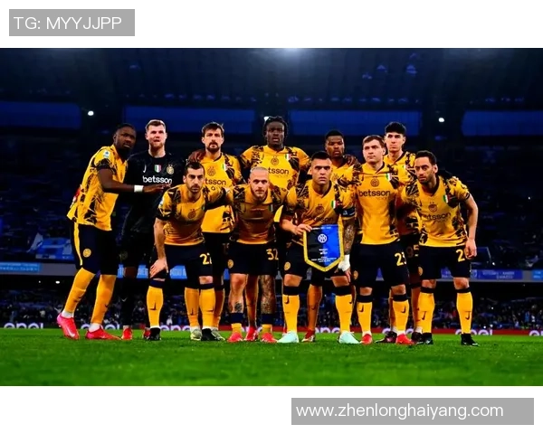 德甲激战曼联与那不勒斯握手言和赛场瞬间引发热议与数据分析