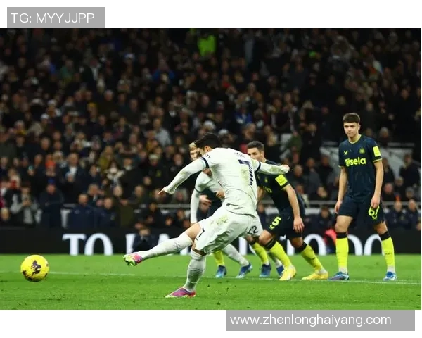 英超激战热刺与曼城战成平局帽子戏法引发全场狂欢数据分析精彩纷呈 英超激战热刺与曼城战成平局帽子戏法引发全场狂欢数据分析精彩纷呈