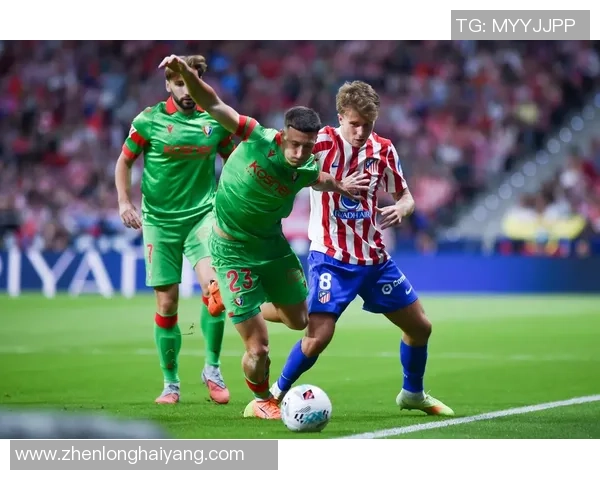 西甲经典对决:拜仁与马竞激战成平局乌龙球成比赛转折点 西甲经典对决:拜仁与马竞激战成平局乌龙球成比赛转折点